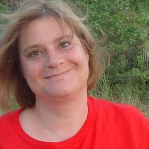 Meet your Posher, Leslie